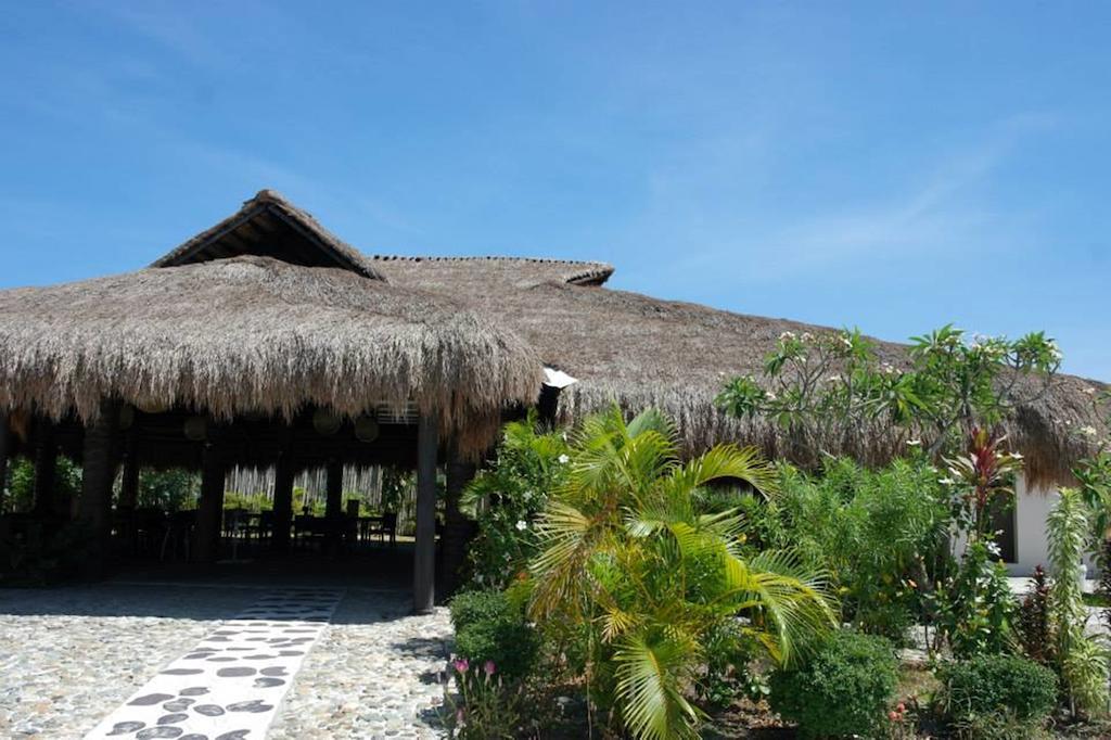 Natures Garden Park Resort And Spa Lapu-Lapu City Exterior photo