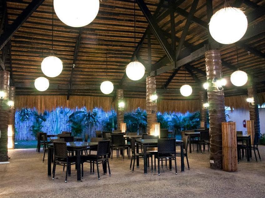 Natures Garden Park Resort And Spa Lapu-Lapu City Exterior photo