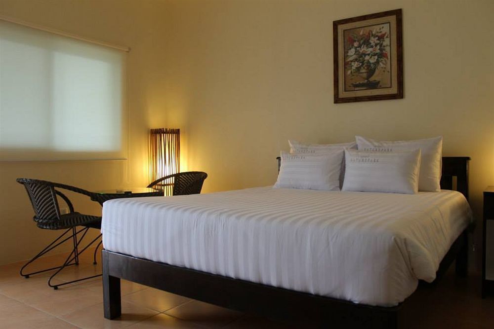 Natures Garden Park Resort And Spa Lapu-Lapu City Exterior photo